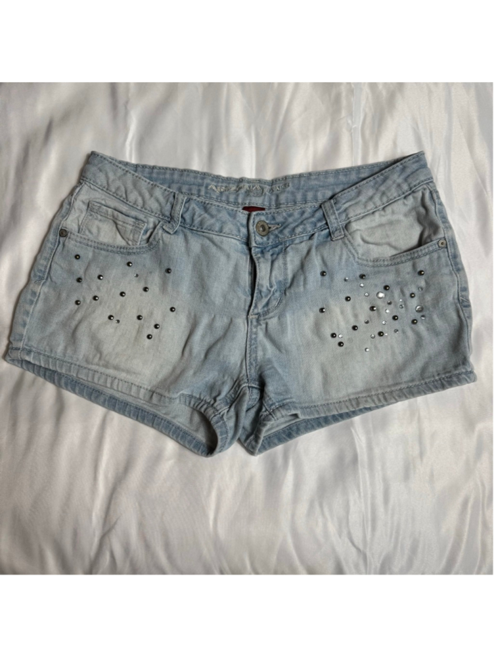 Juniors Arizona Jean Co. Light Blue Studded Jean Shorts Size 9
